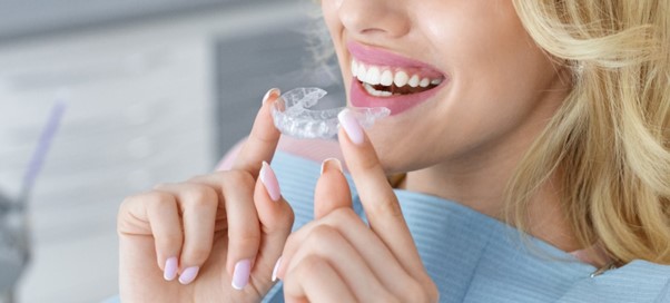 ارتودنسی بی رنگ مشهد